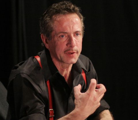 Clive Barker, who may not be the master of modern horror, but is pretty good at least.
